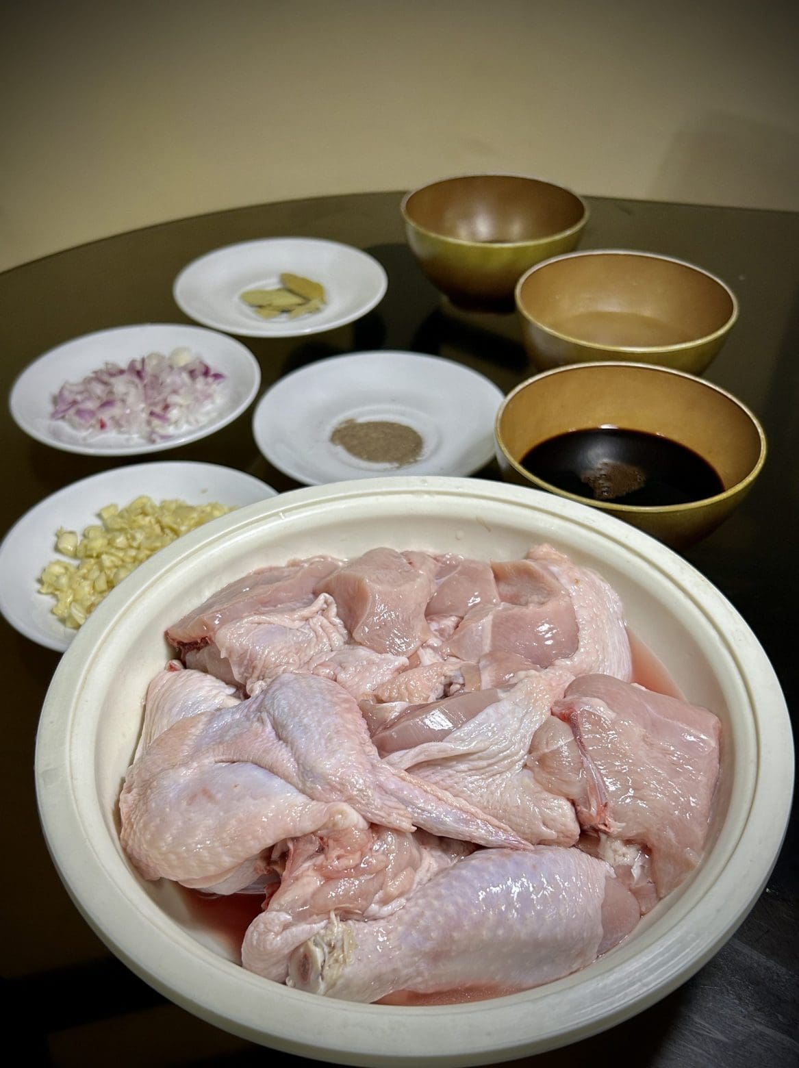 Classic-filipino-dish-chicken-adobo-image-1 Classic-filipino-dish-chicken-adobo-image-1
